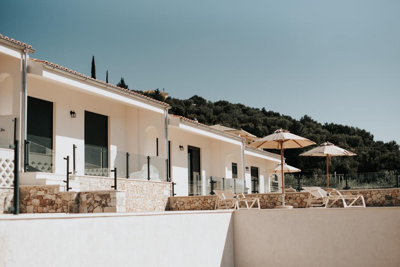 Elia Luxury Suites Plataria Bagian luar foto