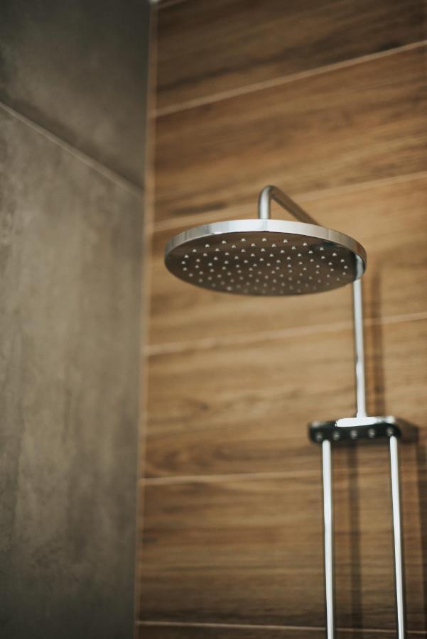Elia Luxury Suites Plataria Bagian luar foto