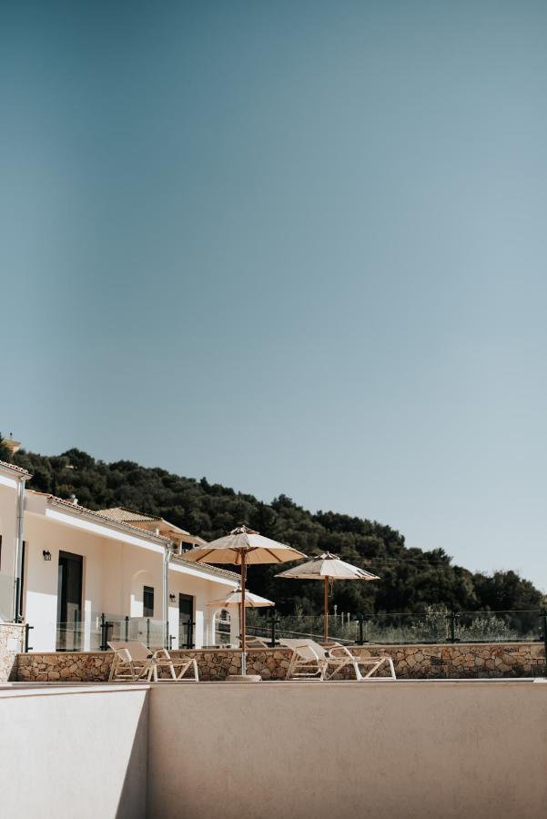 Elia Luxury Suites Plataria Bagian luar foto
