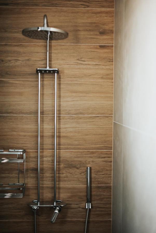 Elia Luxury Suites Plataria Bagian luar foto