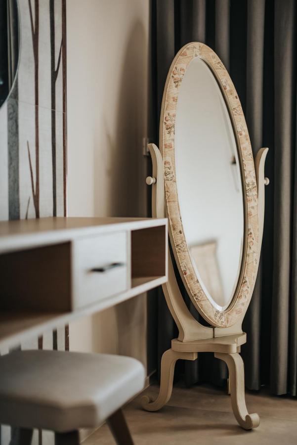 Elia Luxury Suites Plataria Bagian luar foto