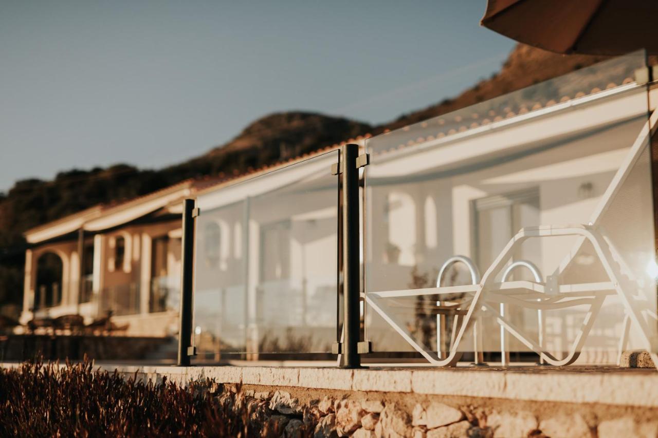 Elia Luxury Suites Plataria Bagian luar foto