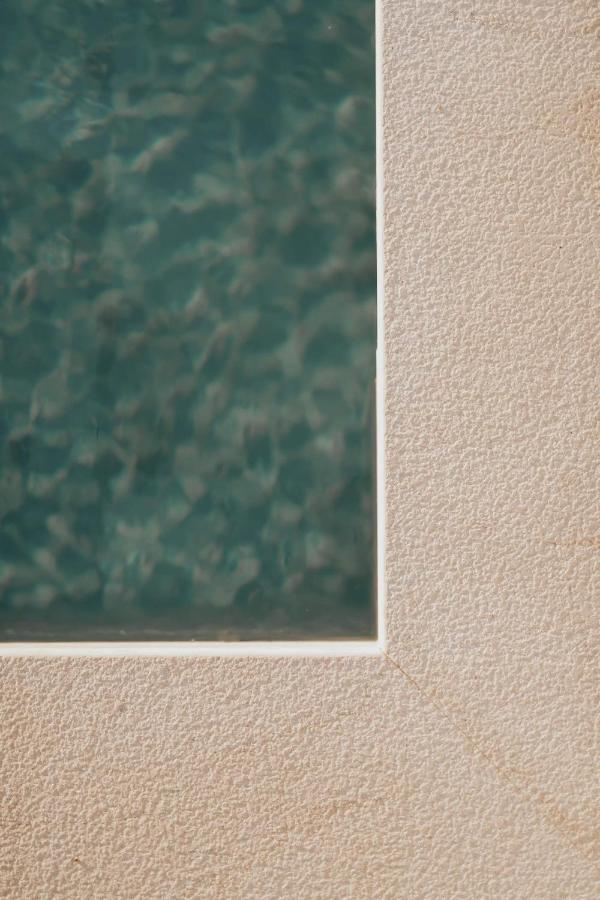 Elia Luxury Suites Plataria Bagian luar foto